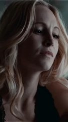 Caroline la tana de The Vampire Diaries