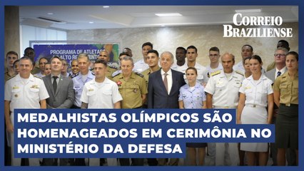 Medalhistas olímpicos são homenageados em cerimônia no Ministério da Defesa