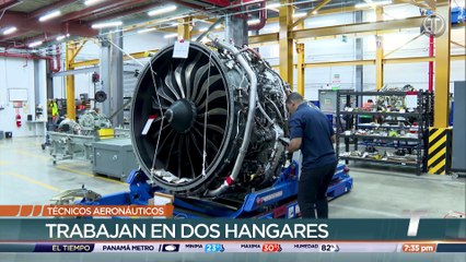 Los futuros técnicos aeronáuticos se forman en la academia ATA