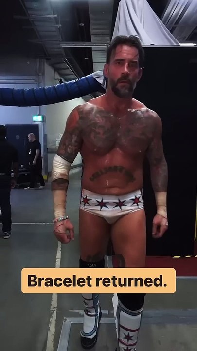 ♥️♥️♥️ #WWEBash