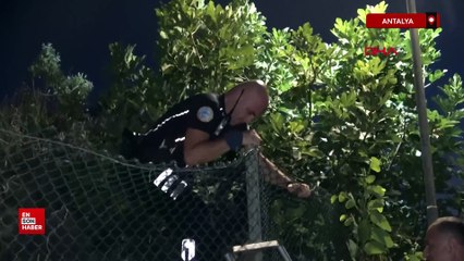 Antalya'da sevgilisinden ayrılan genç, 5 saat boyunca falezlerde oturdu