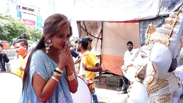 Ganesh Chaturthi 2024: Kanchi Singh Welcomes Ganpati Bappa Full Video | Boldsky