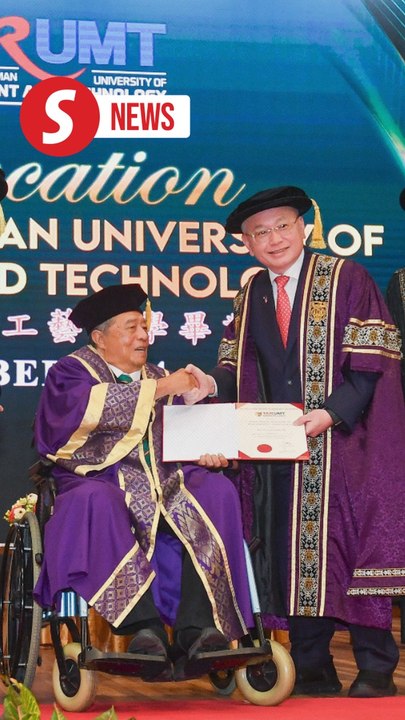 Dr Ling conferred honorary doctorate by TAR UMT due to his contributions, dedication