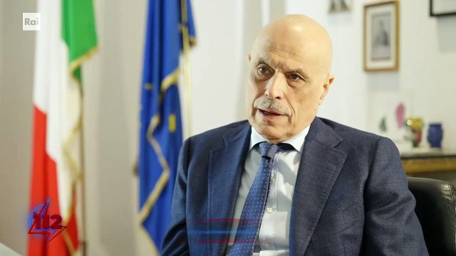 Napoli, blitz dei Carabinieri nel quartiere di Scampia - 112 - Le notti del Radiomobile