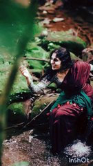 Sexy Indian bengali girl in saree