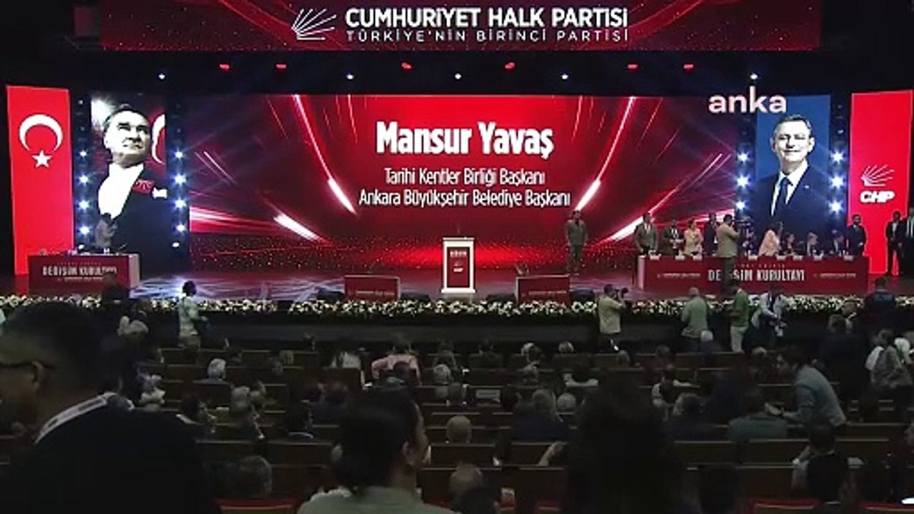 Mansur Yavaş kürsüde sitem etti,  İmamoğlu mikrofonu kaptı