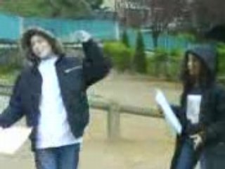 Gamelle en pleine choregraphie