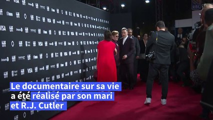 Festival Toronto: Elton John foule le tapis rouge pour la première d'un film sur sa vie