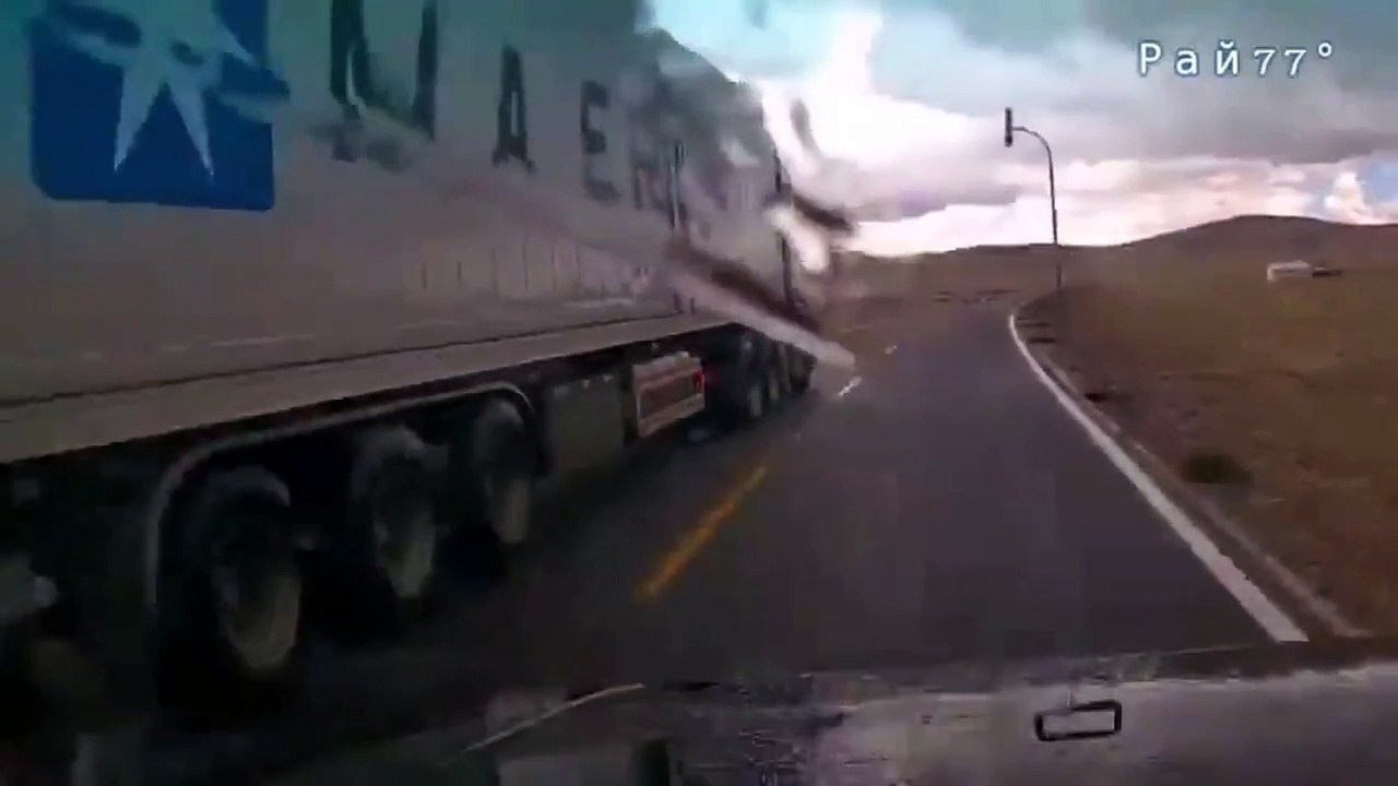 Ce routier sauve son camion de justesse