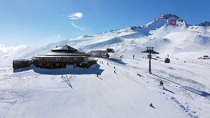 Görenler hayran kaldı! Gökyüzünde büyüleyici halo