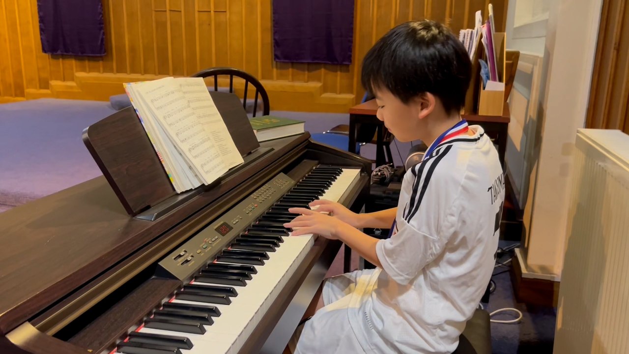 Junior pianist at Sheffield's Mylnhurst Preparatory School hits all the right notes