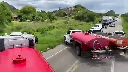 Paralisação em rodovia de Quixadá