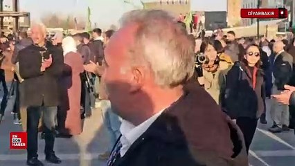 Diyarbakır halkının Abdullah Öcalan’ın silah bırakma çağrısına tepkisi