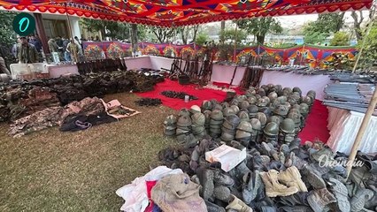 Manipur Violence: मणिपुर में फिर लौटेगी शांति, गाड़ियों में भरकर सरेंडर किए हथियार | वनइंडिया हिंदी