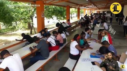 Abinader asegura empleados pueden cubrir el 90.1% y el 82.6% de canasta básica con salario mínimo