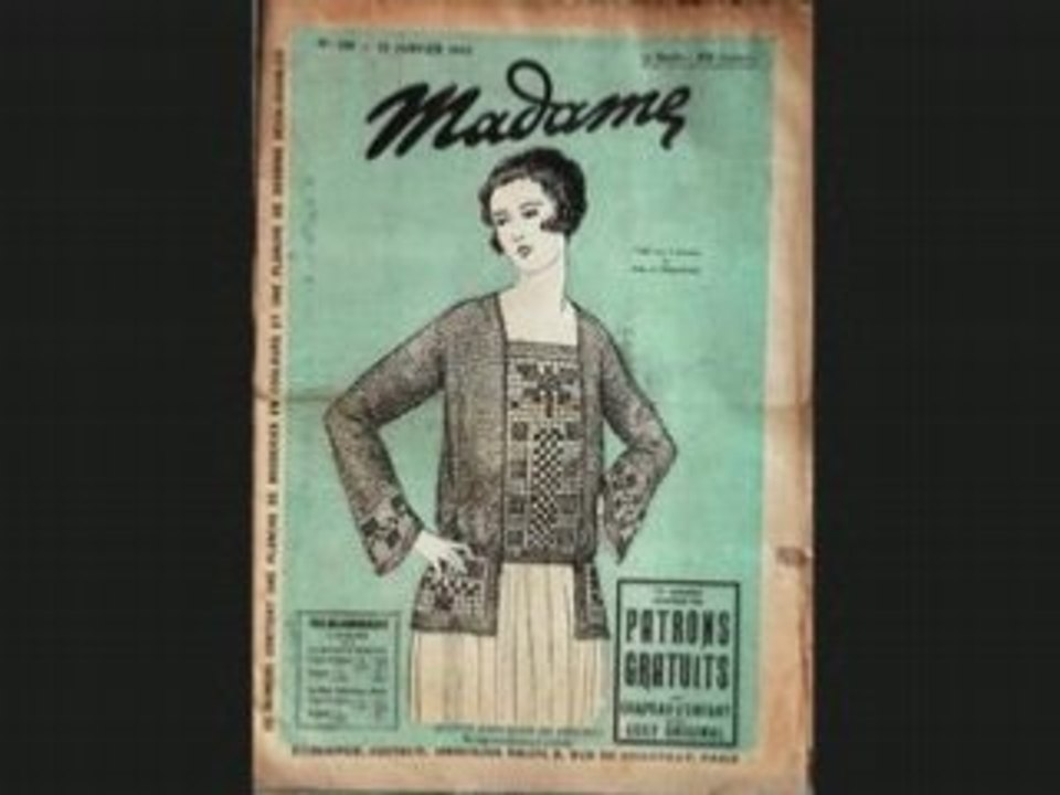 Elle prend le boulevard Magenta - Mayol