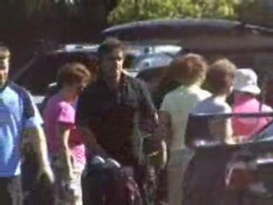 Video  See a very blobbie Robbie Williams pucker up with his