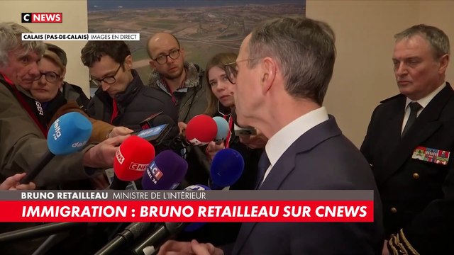 Immigration : Bruno Retailleau s'exprime depuis Calais