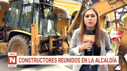 VIDEO: Así atacaron a los constructores en la Plaza Principal 14 de Septiembre