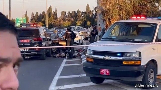 M.O., auto contro la folla in Israele: 10 persone ferite