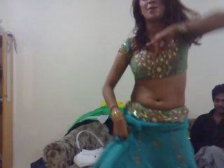 MUJRA - PAKISTANI MUJRA DANCE Desi faimly dance hot mujranew  2025