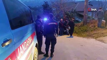 Akyazı’da bir kişi ahırda tüfekle vurulmuş halde ölü bulundu