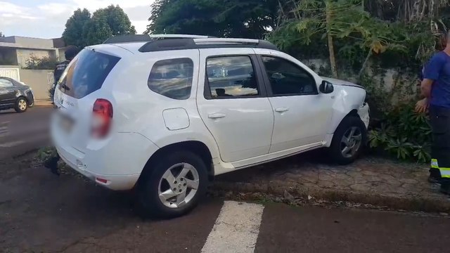 Três veículos se envolvem em acidente no Bairro Parque São Paulo