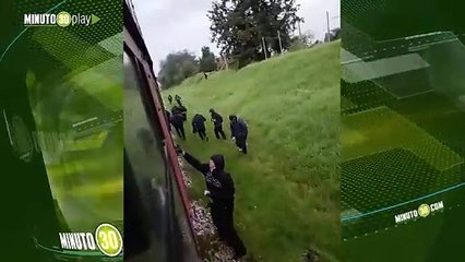 Encapuchados vandalizaron Tren de la Sabana en Bogotá