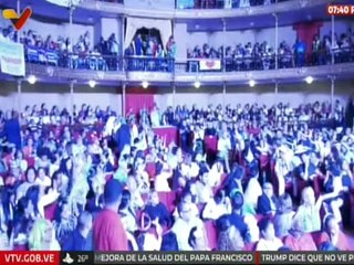 Realizan la elección de los padrinos de los Carnavales 2025 en el Teatro Municipal de Caracas