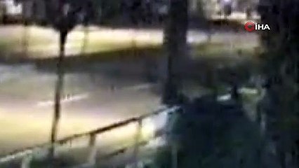 Bursa\'daki şaşkın sürücü kazadan sonra bakın ne yaptı