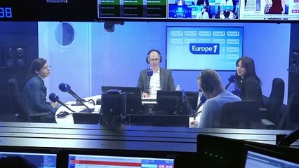 Emmanuel Macron au Portugal touché par "le syndrome François Hollande" !