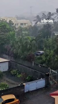 Le Cyclone Garance arrive à La Réunion