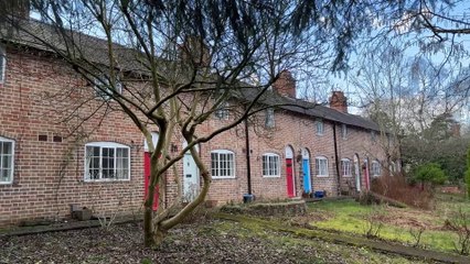 Fury as Shakespeare trustees evict cottage tenants to "cash in on holiday lets"