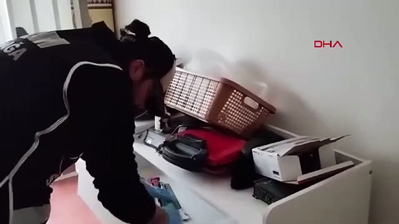 İzmir'de silah ve uyuşturucu kaçakçılığına 3 tutuklama /Video eklendi
