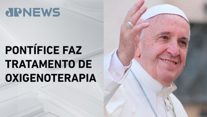 Papa mantém evolução, mas ainda precisa de oxigênio