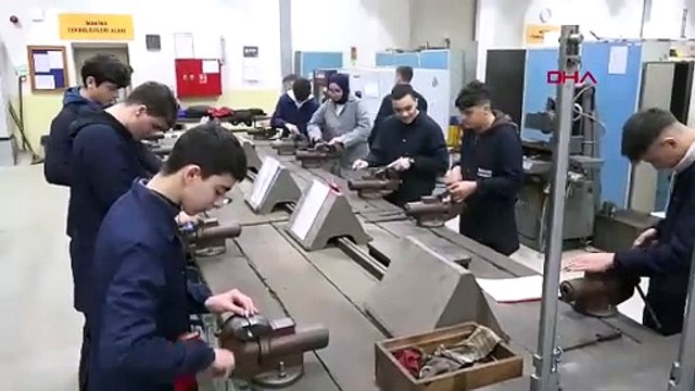 Samsun’da makine bölümünün tek kız öğrencisi Nisa Nur’un hayali mühendis olmak
