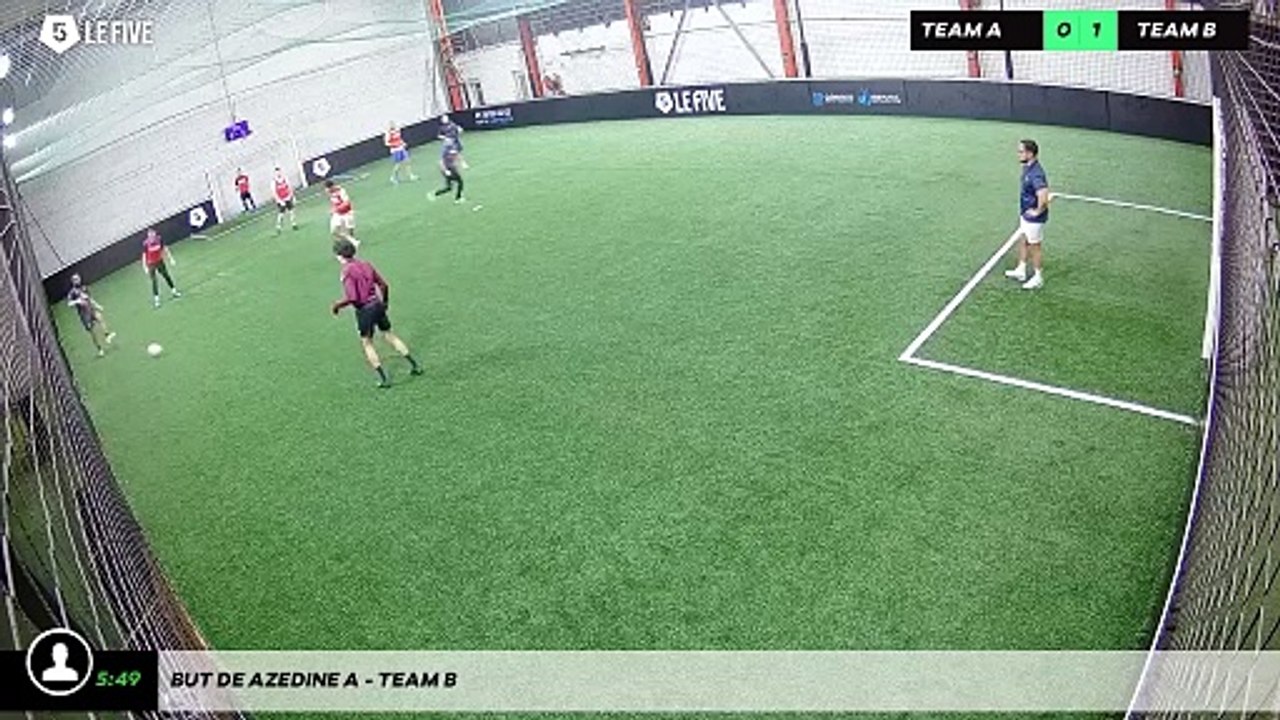 But de Azedine A - Team B