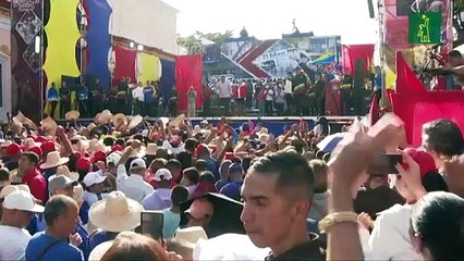 Maduro insiste en diálogo de "igual a igual" entre EEUU y Venezuela