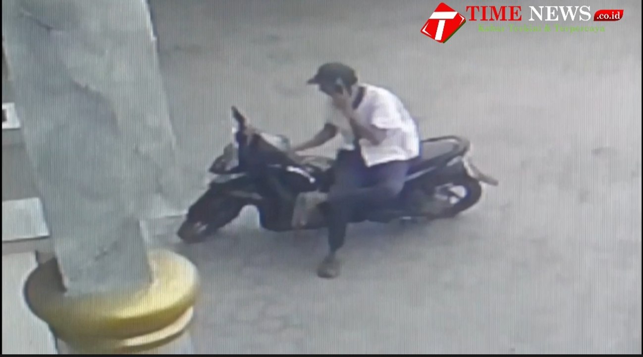 Anggota DPRD Sergai Desak Polisi Segera Ungkap Pelaku Pencurian Sepeda Motor di Rumah Ibdah.