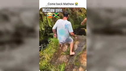Gravity's Prank: Funny Falls Compilation Caught on Camera - Hilarious and Unexpected Tumbles