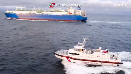 La nave rigassificatrice "Bw Singapore" arriva a Ravenna