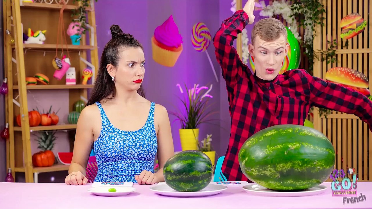 Incroyable défi Grande vs Petite assiette ! 🥐 Nourriture en couches originales par 123 GO! CHALLENGE