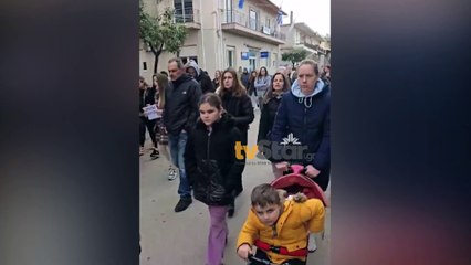 Συγκέντρωση για τα Τέμπη στη Μαλεσίνα.