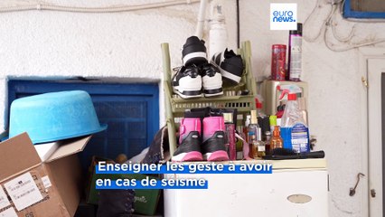 Grèce : face aux séismes, les irréductibles de Santorin