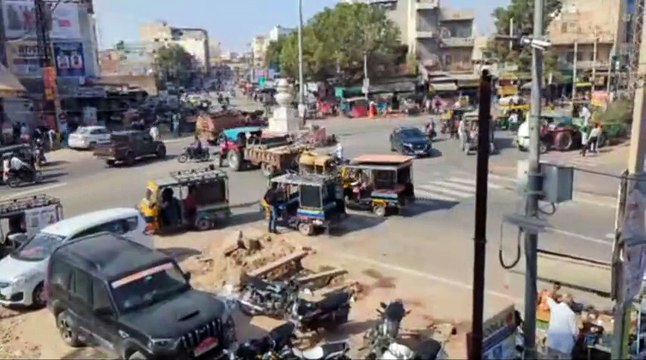 नक्शा दिखाया था कुछ और, बना दिया कुछ और