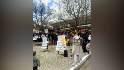 Συγκέντρωση διαμαρτυρίας για τα Τέμπη στο Μώλο Φθιώτιδας.