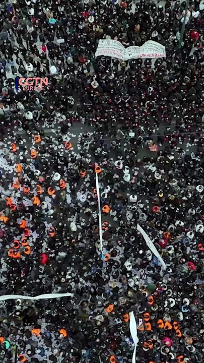 Riots in Athens as hundreds of thousands mark train tragedy