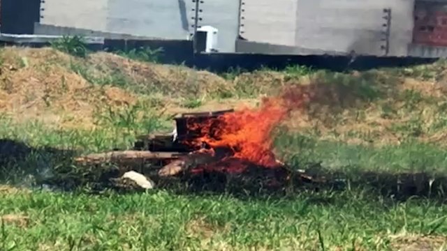 Incêndio mobiliza Corpo de Bombeiros no Florais do Paraná