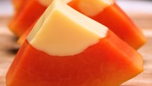 La papaya funciona como molde para gelatina