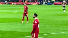 شاهد كيف تلاعب محمد صلاح بمدافعين نيوكاسل.. لقطات وتمريرات سحرية وجنون جماهير ليفربول